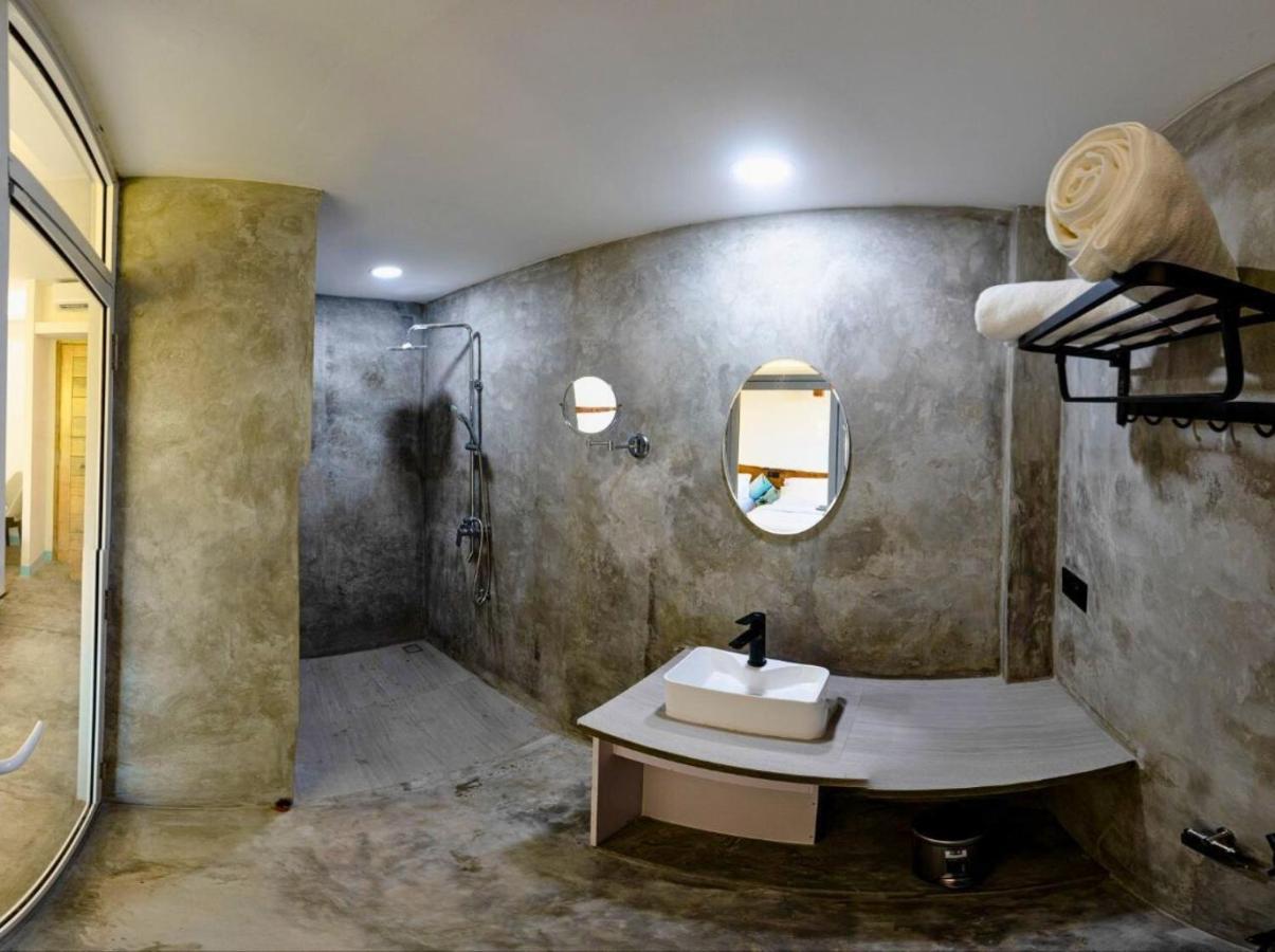 Silver County Hotel, Fuvahmulah - Maldives Esterno foto