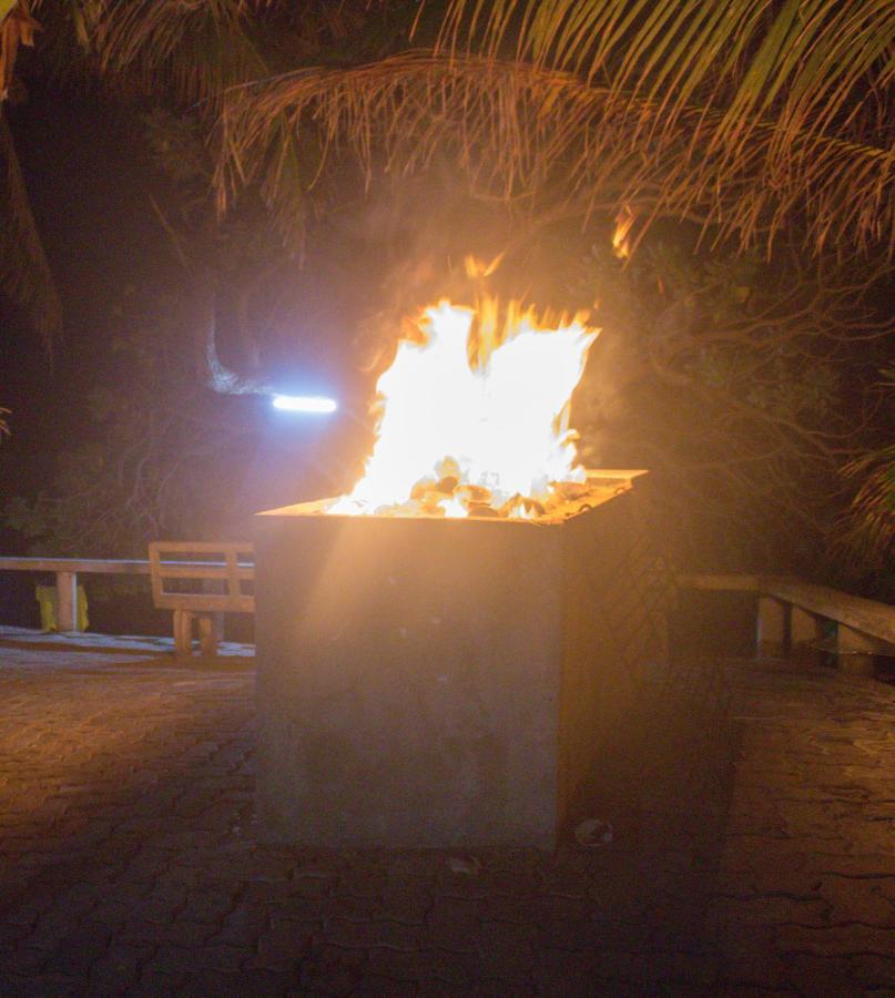 Silver County Hotel, Fuvahmulah - Maldives Esterno foto