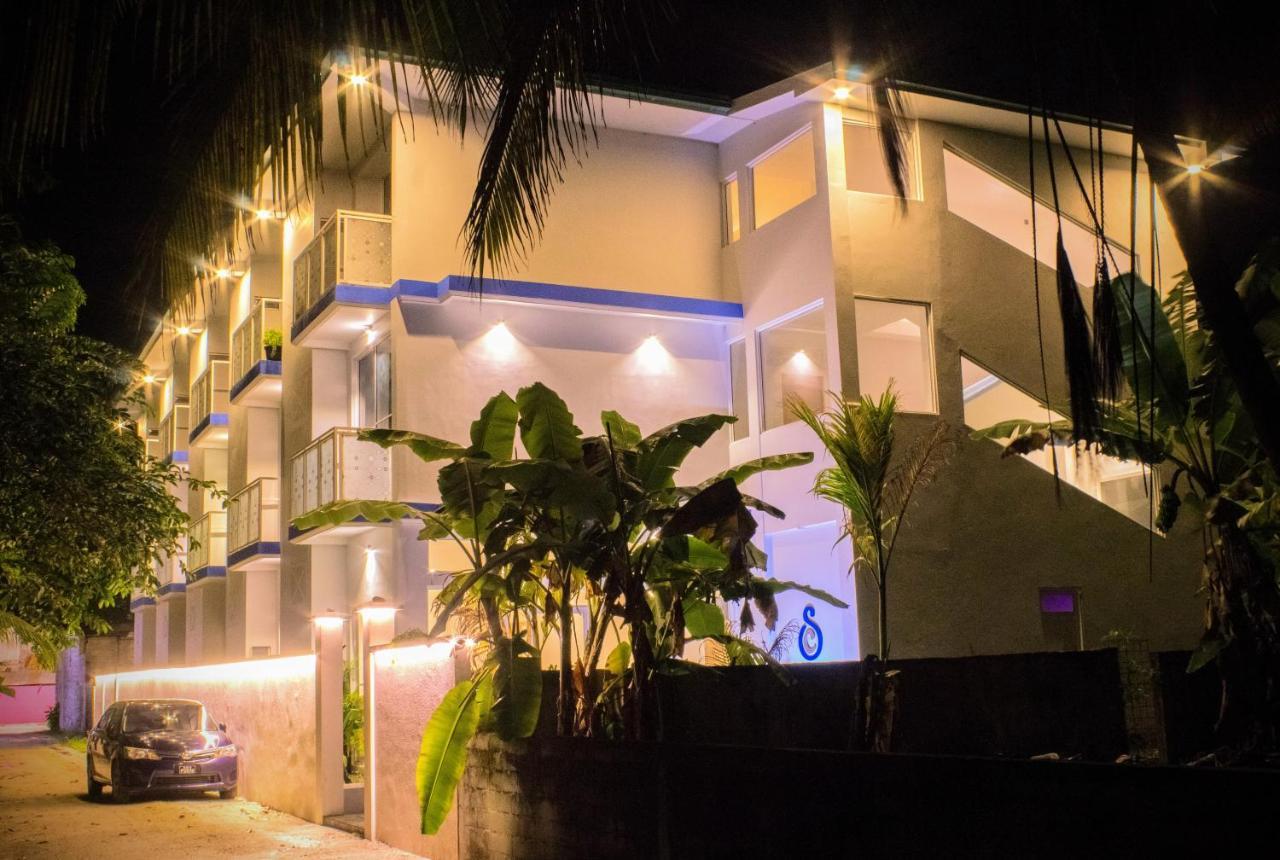 Silver County Hotel, Fuvahmulah - Maldives Esterno foto
